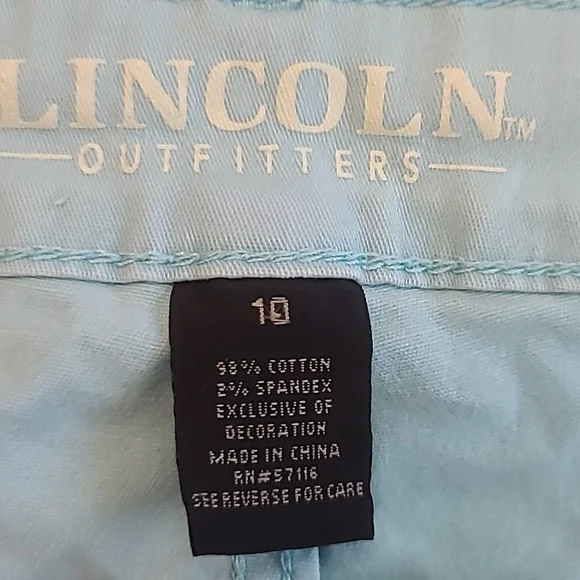 Lincoln Outfitters light blue denim  roll cuff shorts size 10 - Picture 3 of 4